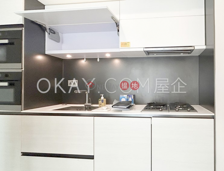 Tasteful 2 bedroom with terrace & balcony | For Sale | Regent Hill 壹鑾 Sales Listings