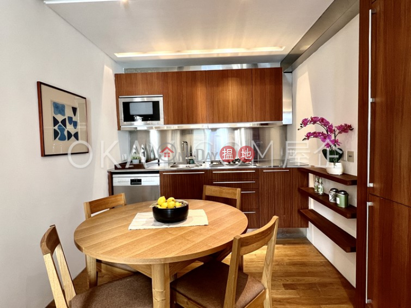 HK$ 19.8M Hawthorn Garden, Wan Chai District Elegant 2 bedroom with balcony & parking | For Sale