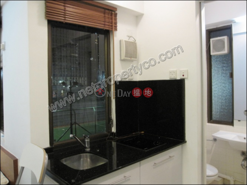 Property Search Hong Kong | OneDay | Residential, Rental Listings, Apartment with Rooftop for Rent in Mid-Levels Centr