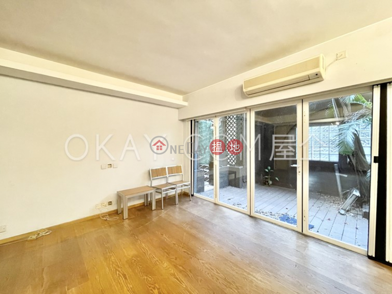 HK$ 58,000/ month | Wing on lodge Wan Chai District, Stylish 3 bedroom with terrace & parking | Rental