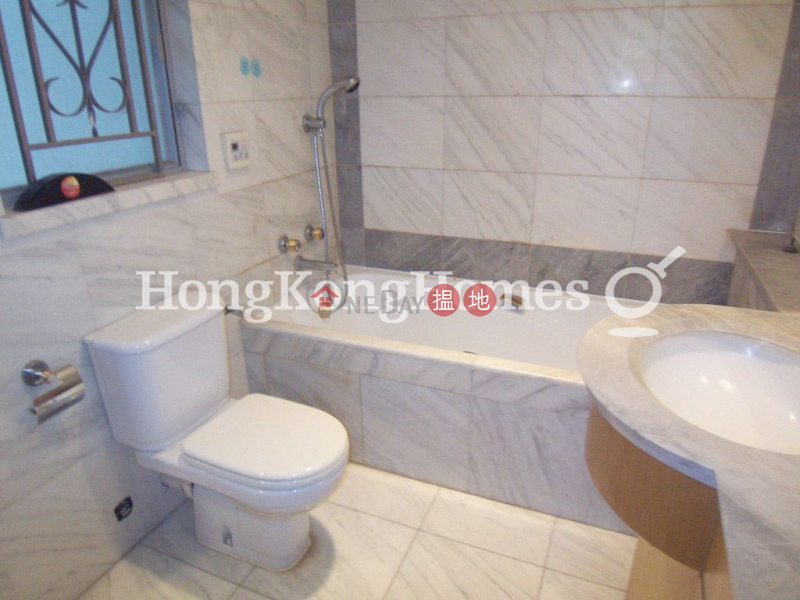 HK$ 21M The Waterfront Phase 1 Tower 3 | Yau Tsim Mong 3 Bedroom Family Unit at The Waterfront Phase 1 Tower 3 | For Sale