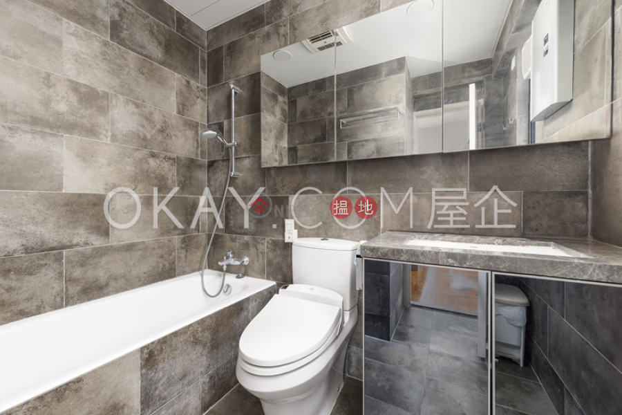 Tasteful 3 bedroom with balcony & parking | For Sale | Tempo Court 天寶大廈 Sales Listings