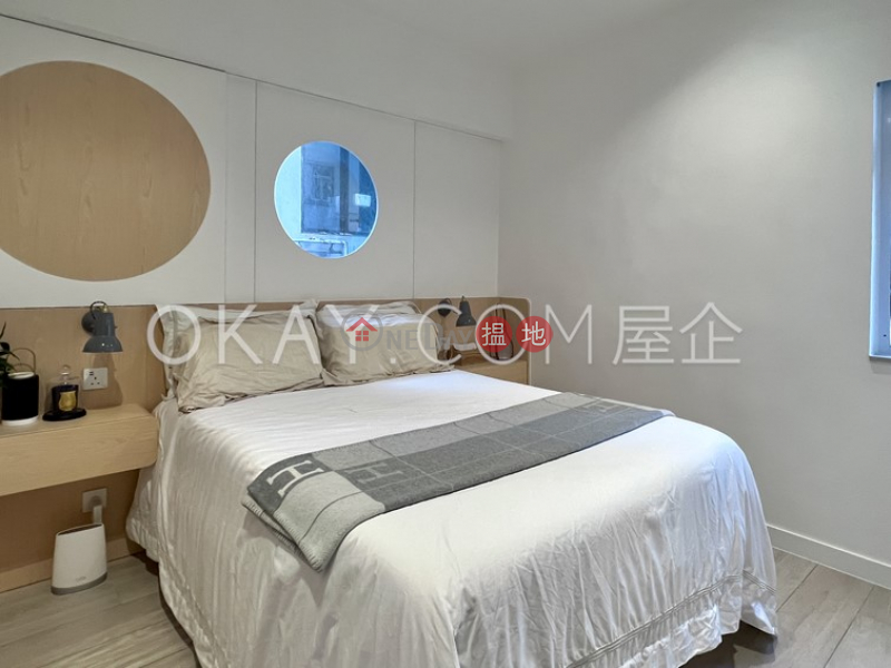 HK$ 35,000/ month, Caineway Mansion, Western District Gorgeous 2 bedroom in Mid-levels West | Rental