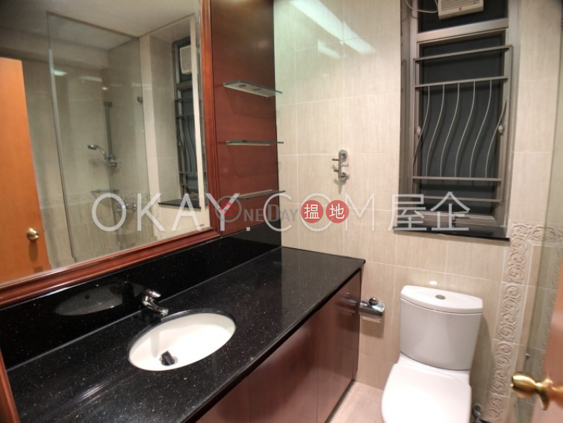 Property Search Hong Kong | OneDay | Residential Rental Listings, Exquisite 3 bedroom in Kowloon Station | Rental