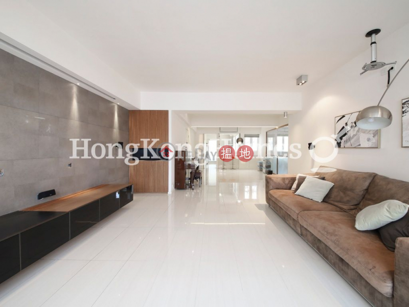 3 Bedroom Family Unit for Rent at The Highview Co-Op Building Society 8-10 Cloud View Road | Eastern District | Hong Kong Rental | HK$ 58,000/ month