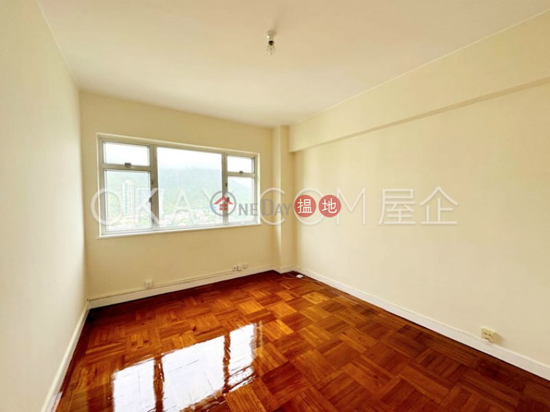 Unique 3 bedroom on high floor with balcony & parking | For Sale | Repulse Bay Garden 淺水灣麗景園 Sales Listings