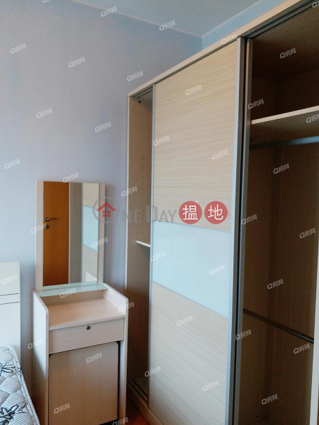HK$ 20,000/ month | Aqua Marine Tower 1, Cheung Sha Wan | Aqua Marine Tower 1 | 2 bedroom Mid Floor Flat for Rent