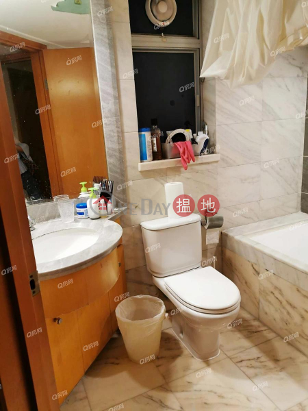 Property Search Hong Kong | OneDay | Residential | Rental Listings | The Waterfront Phase 1 Tower 2 | 3 bedroom Mid Floor Flat for Rent