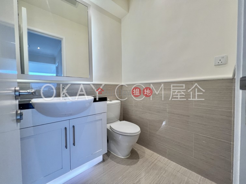 Stylish 2 bedroom in Chung Hom Kok | Rental | Cypresswaver Villas 柏濤小築 Rental Listings