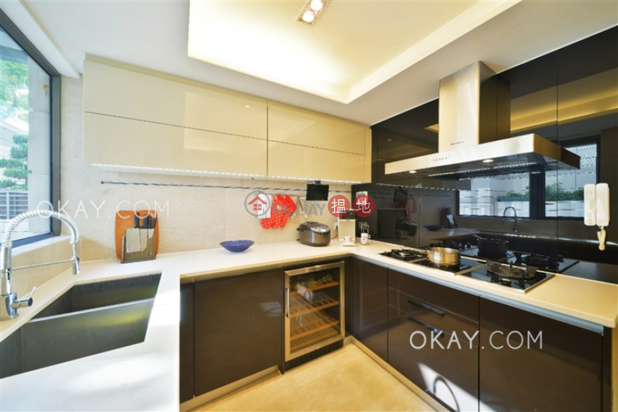 HK$ 22M, Providence Bay Providence Peak Phase 2 Tower 1 Tai Po District | Luxurious 3 bedroom with balcony & parking | For Sale