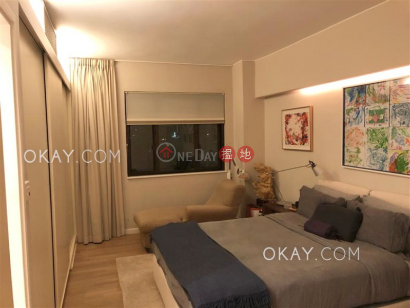 Efficient 3 bedroom with balcony & parking | Rental | Evergreen Villa 松柏新邨 Rental Listings