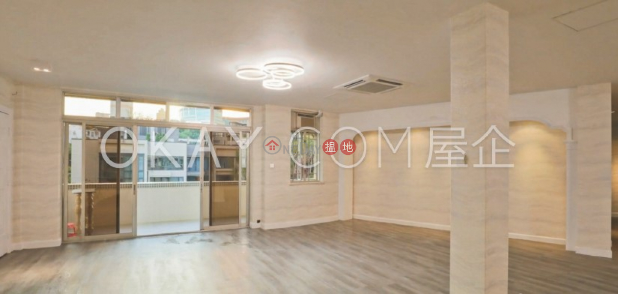 HK$ 55,000/ month, Hillview Apartments, Yau Tsim Mong, Beautiful 3 bedroom on high floor with parking | Rental