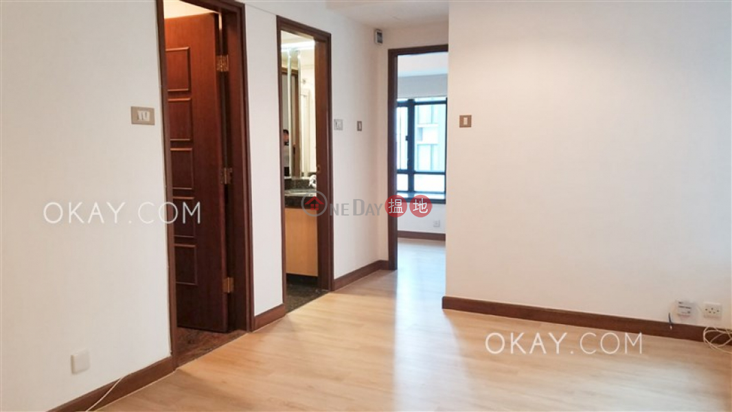 Intimate 2 bedroom in Mid-levels West | For Sale | Fairview Height 輝煌臺 Sales Listings