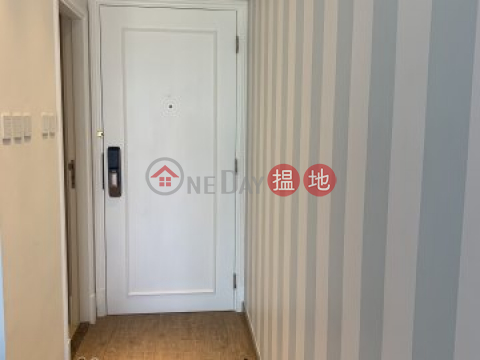 Newly renovated Kowloon 2-bedroom apartment | Sky Tower Block 7 傲雲峰7座 _0
