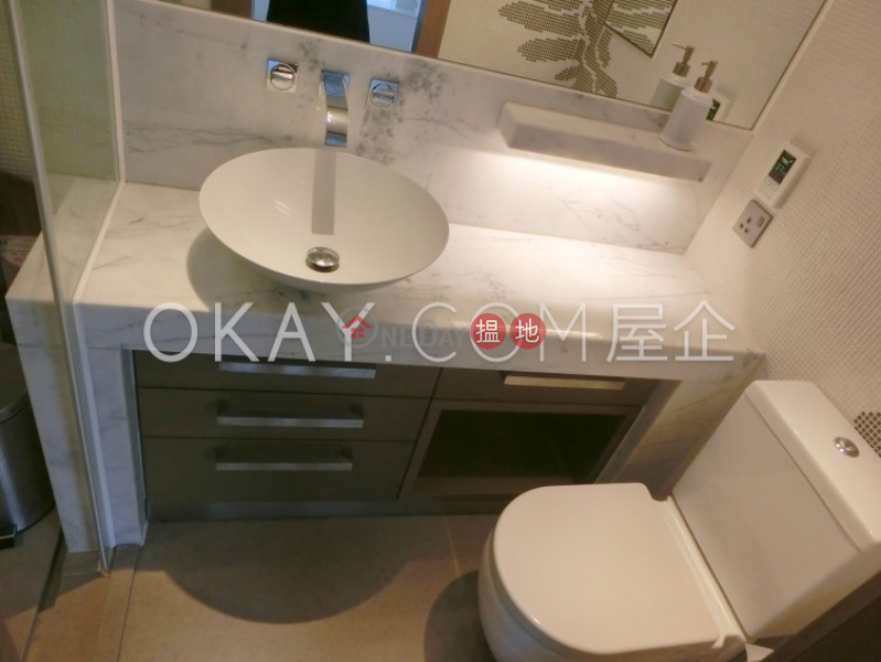 HK$ 8.28M | Eight South Lane Western District Charming 1 bedroom with balcony | For Sale