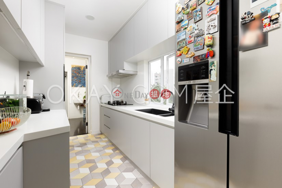 Efficient 4 bedroom with balcony & parking | For Sale | 2-28 Scenic Villa Drive | Western District | Hong Kong, Sales, HK$ 41M