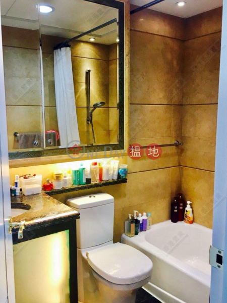 Three bedrooms, one apartment, multi-purpose in THE ARCH, 1 Austin Road West | Yau Tsim Mong | Hong Kong, Sales | HK$ 35M