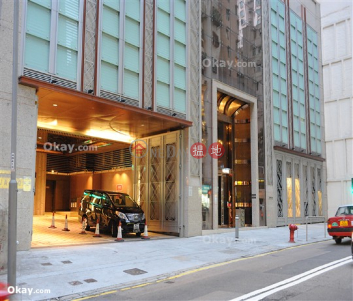 香港搵樓|租樓|二手盤|買樓| 搵地 | 住宅出售樓盤|4房3廁,極高層,星級會所,連車位《羅便臣道31號出售單位》