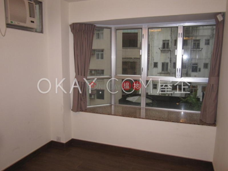 Nicely kept 1 bedroom in Mid-levels West | For Sale | 17-27 Mosque Junction | Western District | Hong Kong, Sales HK$ 12.3M