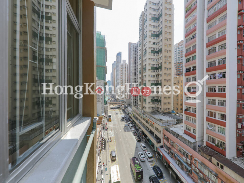 Property Search Hong Kong | OneDay | Residential | Rental Listings | 4 Bedroom Luxury Unit for Rent at Ching Wah Building