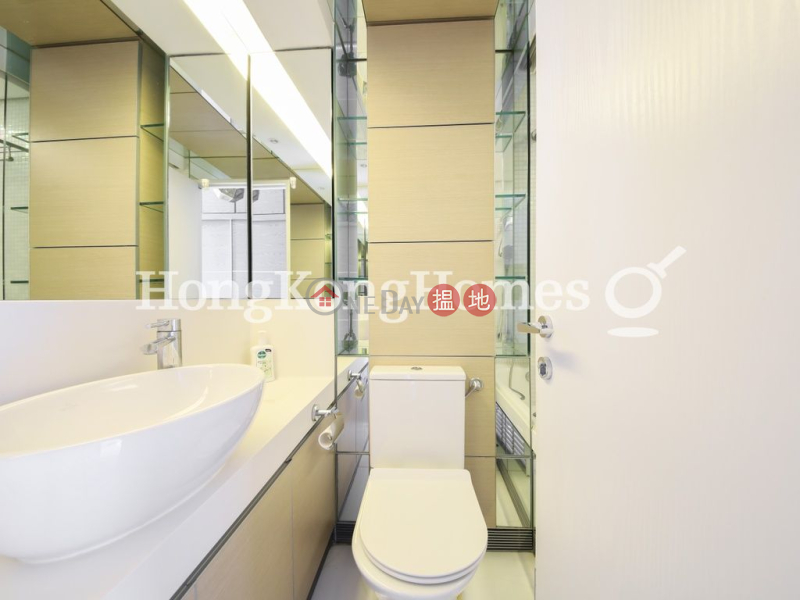 HK$ 24,500/ month, Centrestage | Central District Studio Unit for Rent at Centrestage