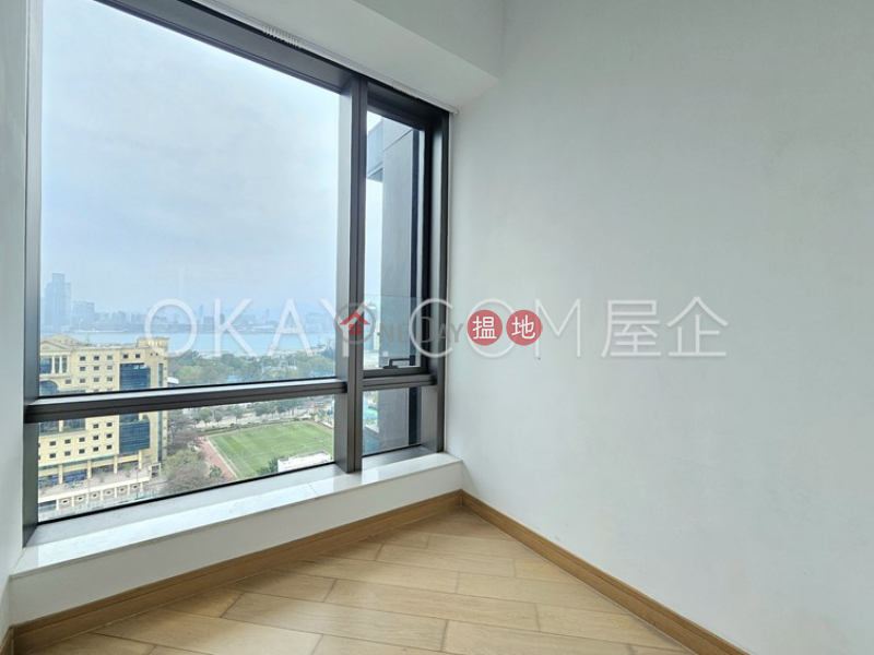 HK$ 14.8M, Jones Hive Wan Chai District | Luxurious 2 bedroom with sea views & balcony | For Sale