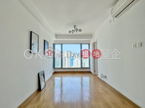 Cozy 2 bedroom on high floor with rooftop | Rental | Queen's Terrace 帝后華庭 _0