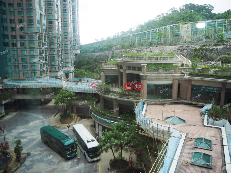 Property Search Hong Kong | OneDay | Residential, Rental Listings Monte Vista Block 6 | 3 bedroom Low Floor Flat for Rent
