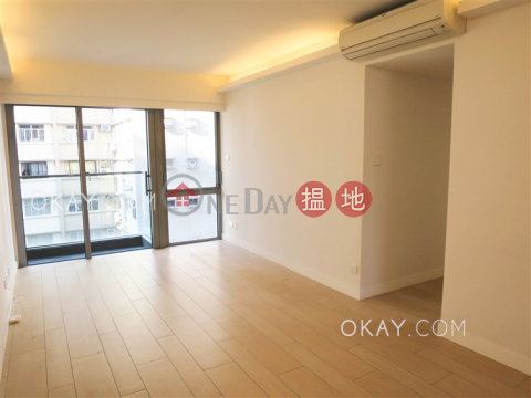 Elegant 2 bedroom with balcony | Rental, Po Wah Court 寶華閣 | Wan Chai District (OKAY-R323528)_0