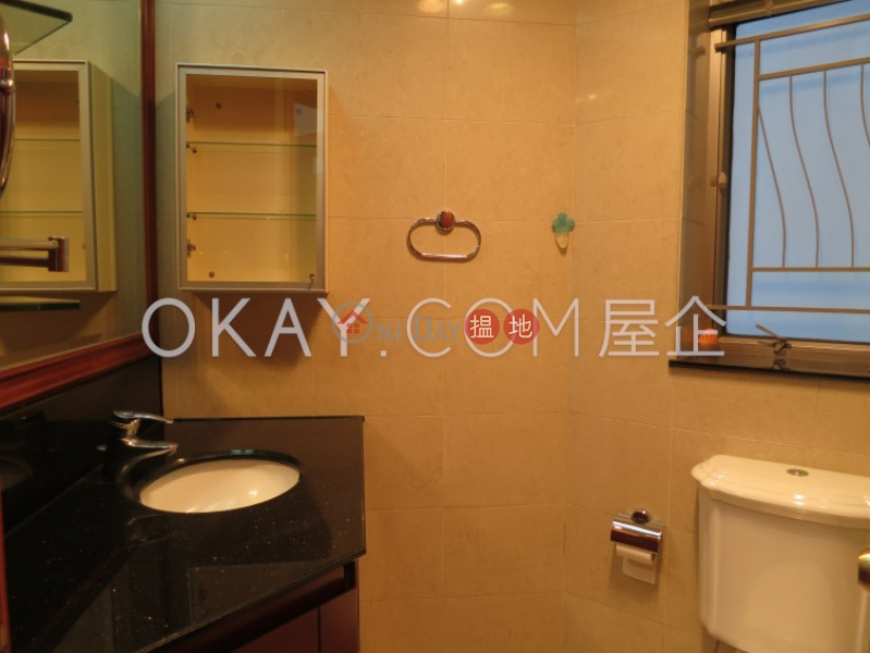 HK$ 29M | Sorrento Phase 2 Block 2, Yau Tsim Mong Lovely 3 bedroom in Kowloon Station | For Sale