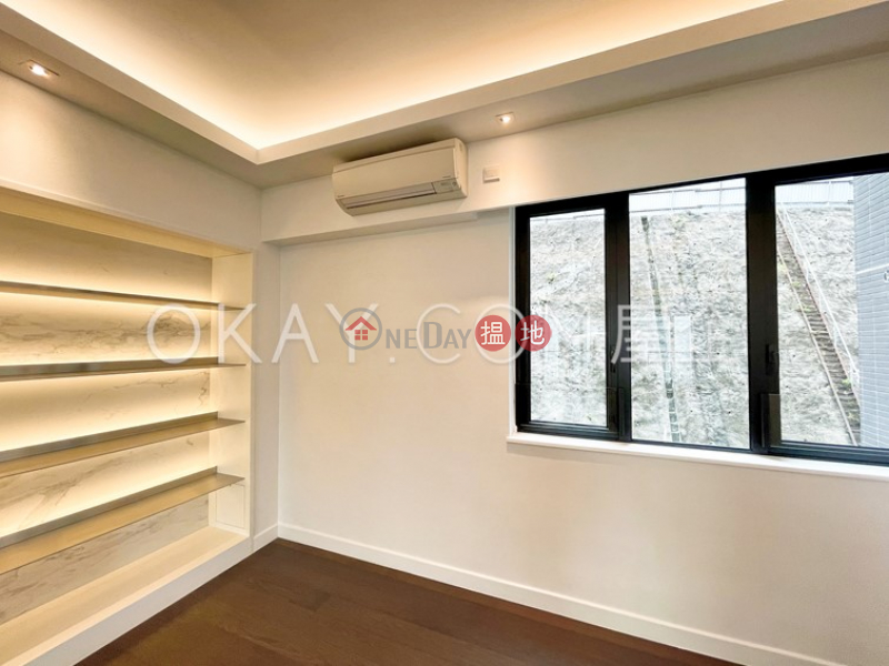 Rare 3 bedroom on high floor with balcony & parking | Rental, 15 Magazine Gap Road | Central District Hong Kong Rental HK$ 115,000/ month