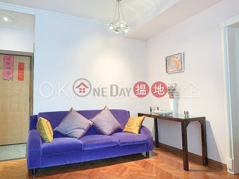 Lovely 2 bedroom in Mid-levels Central | For Sale | Hillsborough Court 曉峰閣 _0