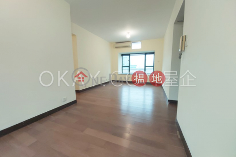 Charming penthouse with rooftop | Rental, Monmouth Place 萬信臺 | Wan Chai District (OKAY-R21319)_0