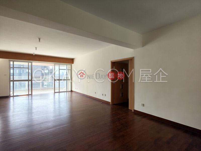 Luxurious 3 bedroom with balcony & parking | Rental | Aurizon Quarters 金雲閣 Rental Listings