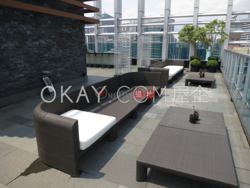 Nicely kept 2 bedroom on high floor with balcony | Rental | J Residence 嘉薈軒 Rental Listings