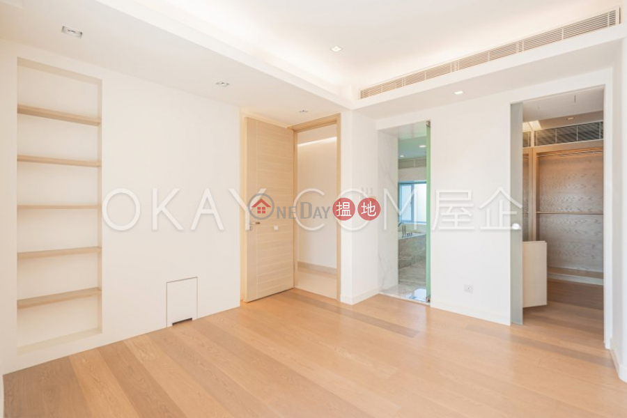 Unique 4 bedroom with sea views, balcony | For Sale | Tower 2 37 Repulse Bay Road 淺水灣道 37 號 2座 Sales Listings