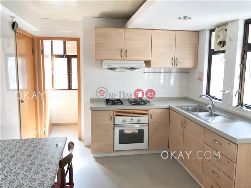 HK$ 85,000/ month | Right Mansion, Western District, Exquisite 4 bed on high floor with rooftop & balcony | Rental
