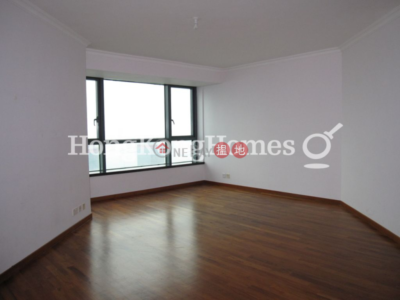 3 Bedroom Family Unit for Rent at 80 Robinson Road | 80 Robinson Road 羅便臣道80號 Rental Listings