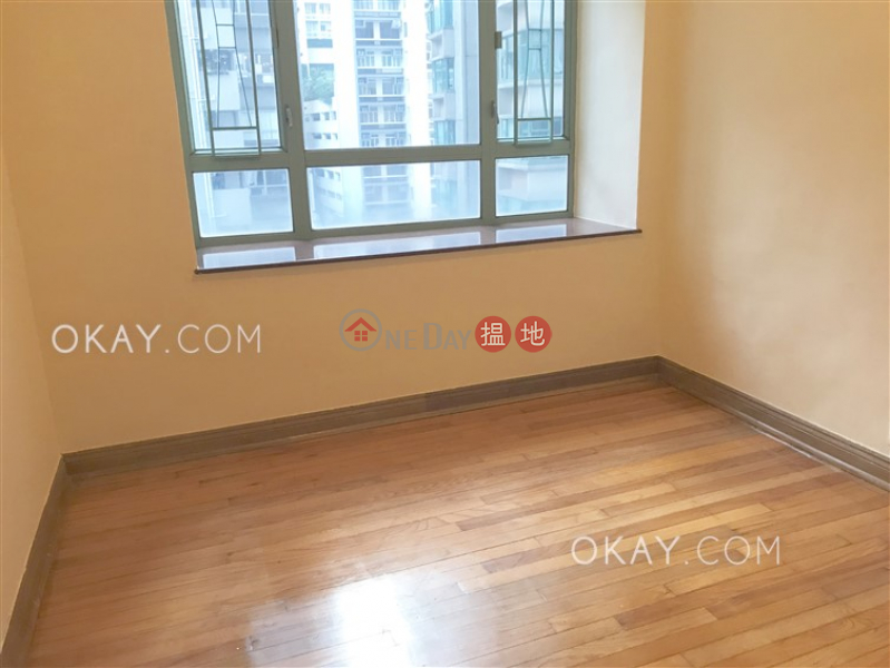 Unique 3 bedroom in Mid-levels West | Rental, 2 Seymour Road | Western District, Hong Kong, Rental HK$ 30,000/ month