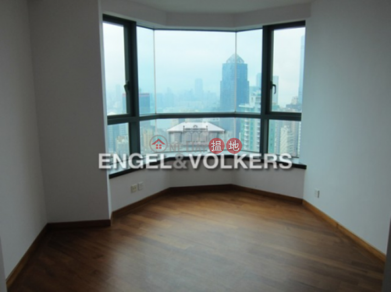 3 Bedroom Family Flat for Rent in Mid Levels West 80 Robinson Road | Western District, Hong Kong, Rental HK$ 55,000/ month