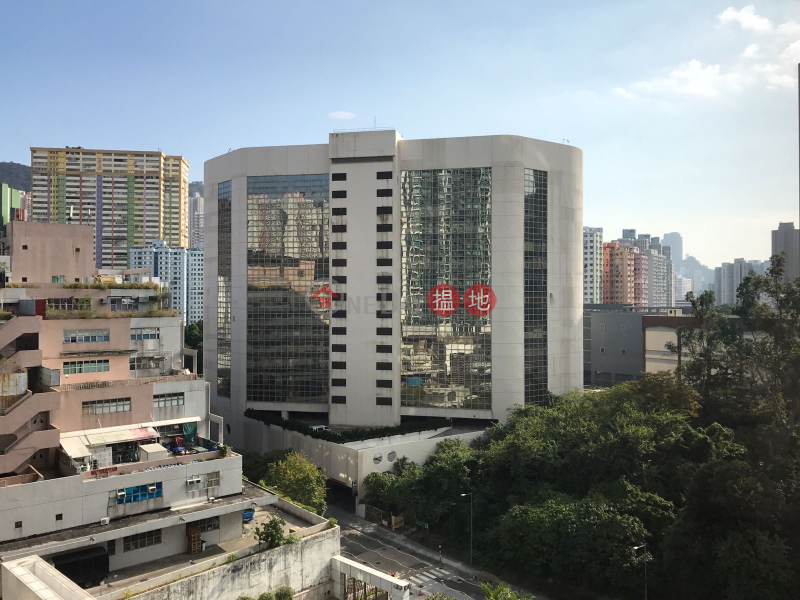Stylish renovation high ceilings practical | 116-122 Kwok Shui Road | Kwai Tsing District | Hong Kong | Sales | HK$ 10.05M