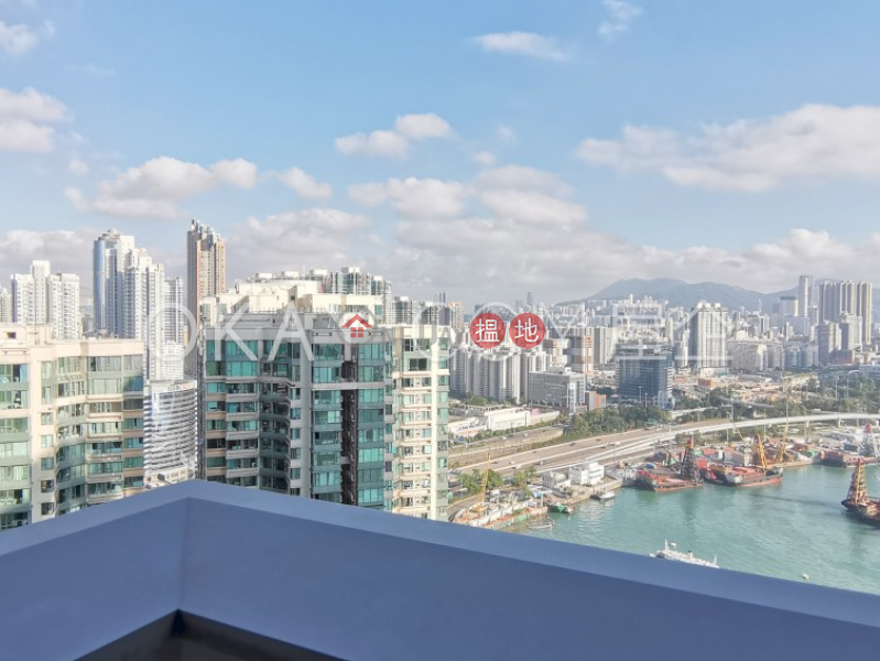 Charming 2 bedroom on high floor with balcony | For Sale | 10 Hoi Fai Road | Yau Tsim Mong Hong Kong Sales HK$ 15.6M