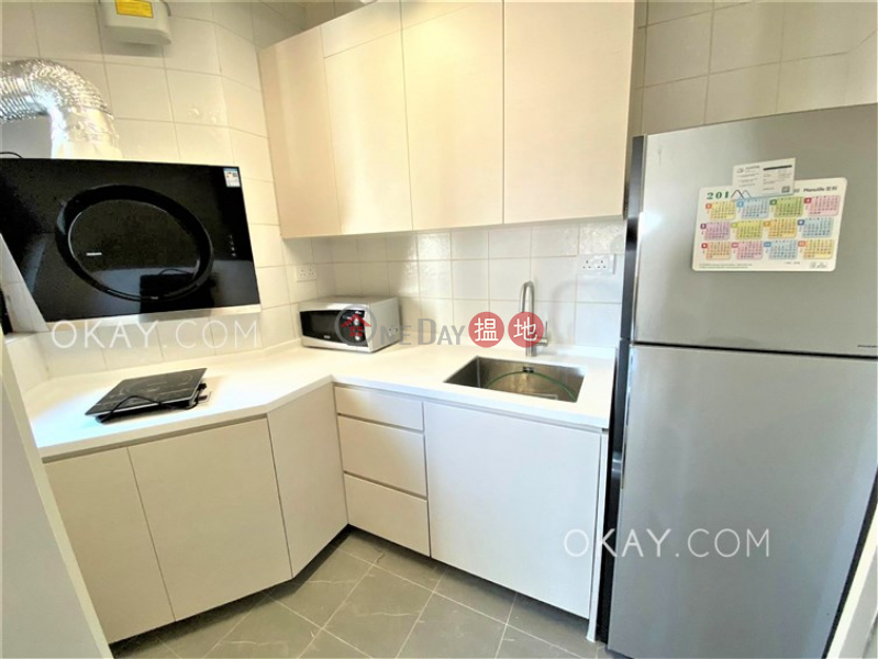 Property Search Hong Kong | OneDay | Residential | Sales Listings, Elegant 2 bedroom in Mid-levels West | For Sale