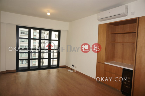 Luxurious 2 bedroom with balcony | Rental|Resiglow(Resiglow)Rental Listings (OKAY-R323121)_0