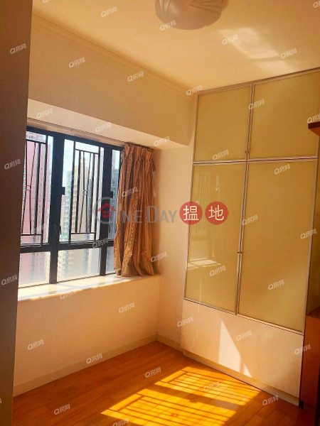 Property Search Hong Kong | OneDay | Residential | Rental Listings | Robinson Heights | 3 bedroom Mid Floor Flat for Rent