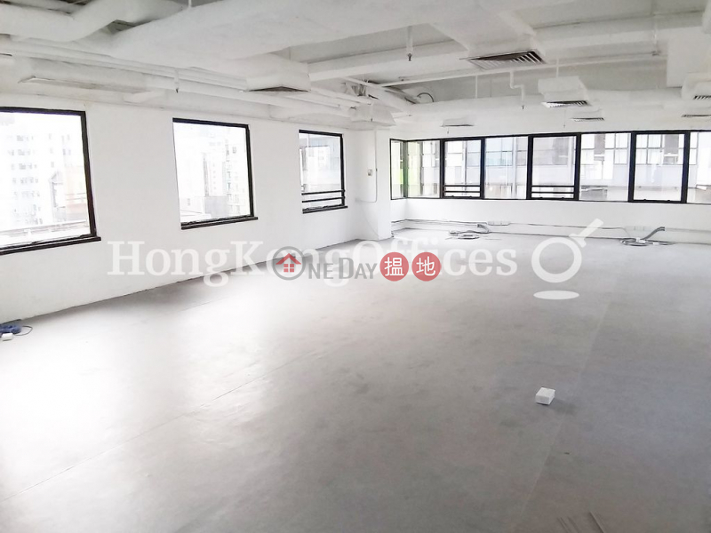 Property Search Hong Kong | OneDay | Office / Commercial Property | Rental Listings | Office Unit for Rent at Shun Kwong Commercial Building