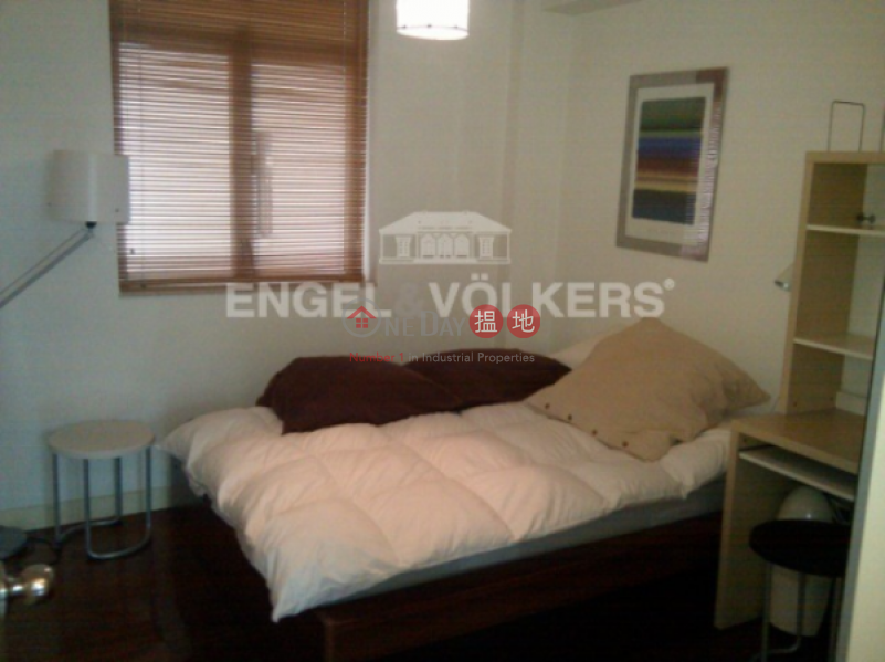 HK$ 21M, Race Course Mansion, Wan Chai District | 2 Bedroom Flat for Sale in Happy Valley