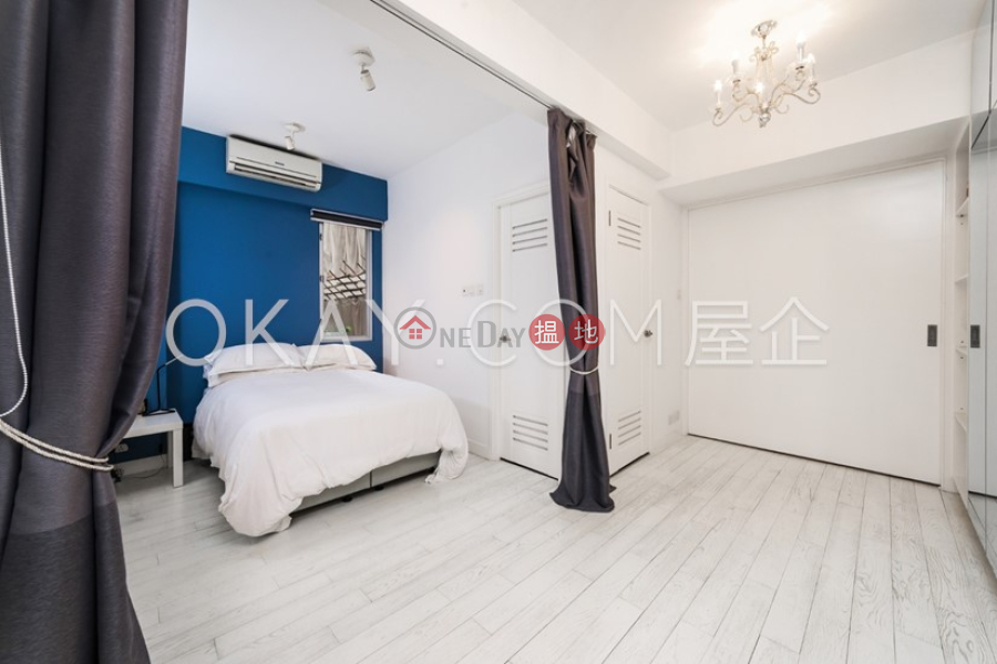 Intimate 1 bedroom on high floor | For Sale | 17 Bonham Road 般咸道17號 Sales Listings