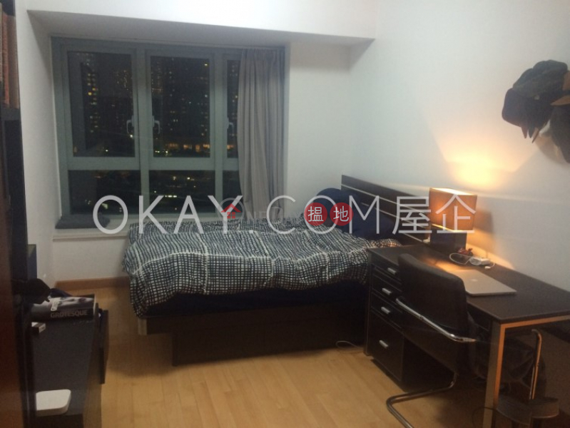 Elegant 2 bedroom in Kowloon Station | For Sale | The Harbourside Tower 2 君臨天下2座 Sales Listings