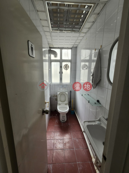 Property Search Hong Kong | OneDay | Industrial, Rental Listings 安居工商 何生 全包 企理裝修 3房1會議室